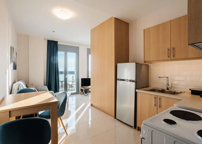 Georgia Seaview α2 كالاماتا